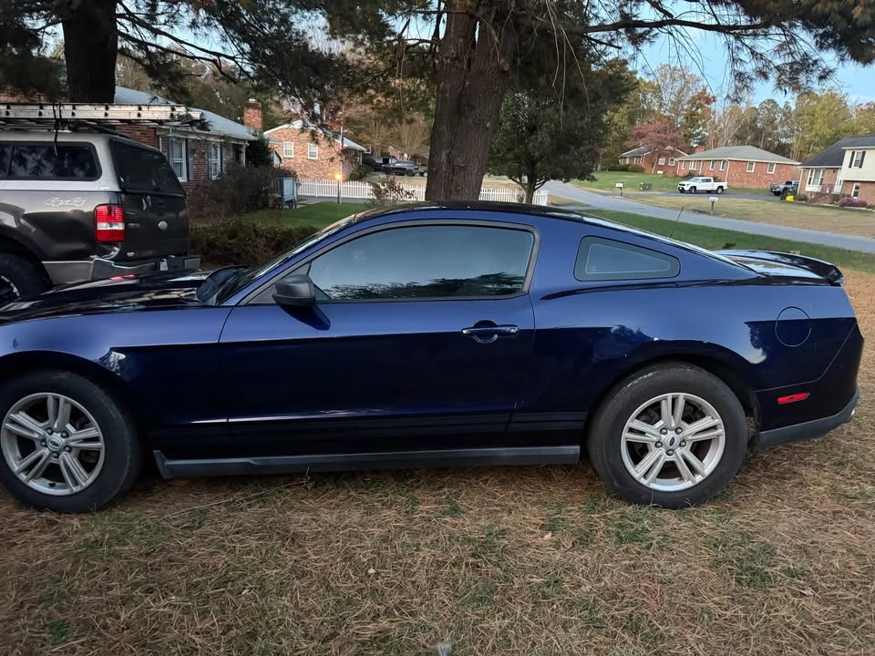 2012 Ford S197 Mustang - Image 4 of 4