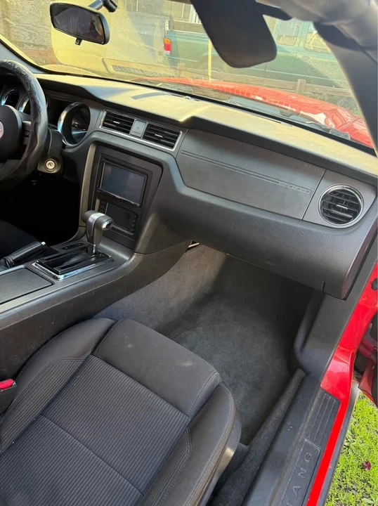 2012 Ford S197 Mustang - Image 11 of 13