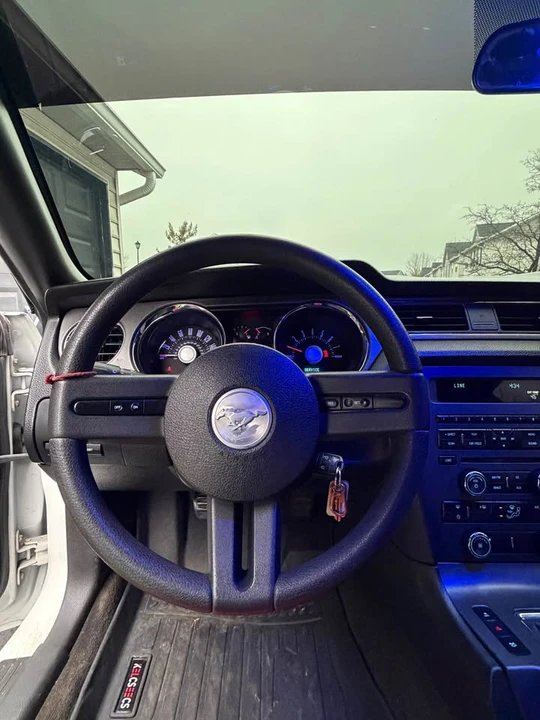 2012 Ford S197 Mustang - Image 9 of 11