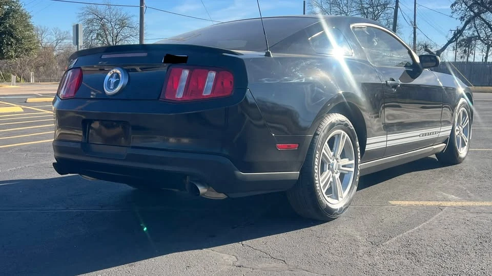2012 Ford S197 Mustang - Image 6 of 8