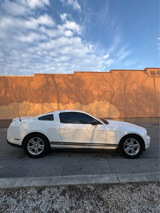 2012 Ford S197 Mustang - Image 3 of 5