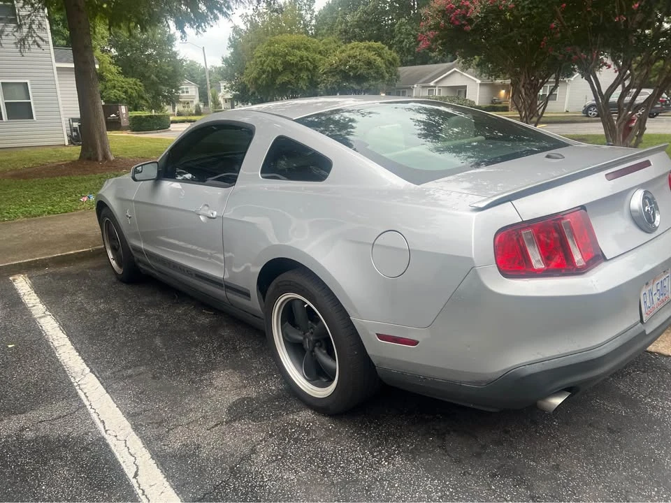 2012 Ford S197 Mustang - Image 5 of 6