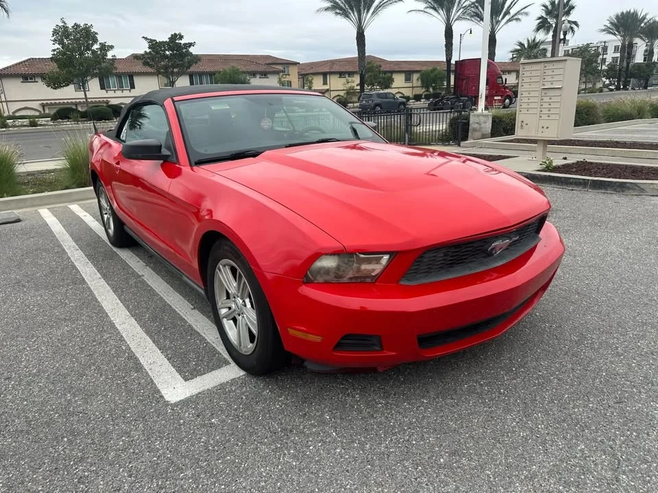 2012 Ford S197 Mustang - Image 3 of 10