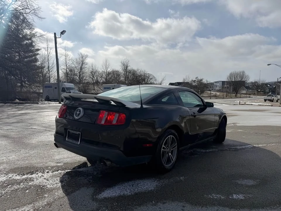 2012 Ford S197 Mustang - Image 6 of 16