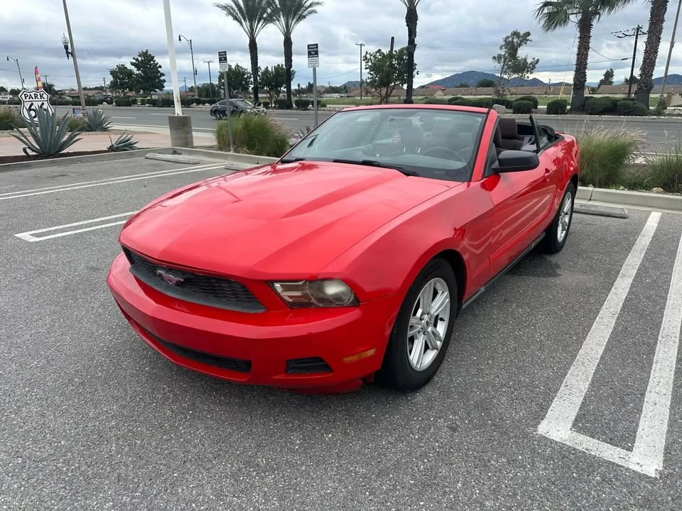 2012 Ford S197 Mustang - Image 9 of 10