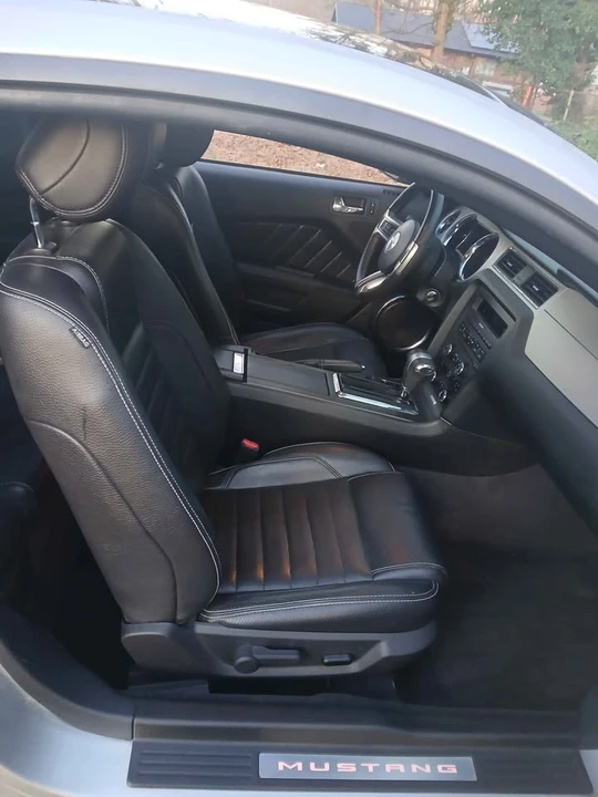 2012 Ford S197 Mustang - Image 15 of 19