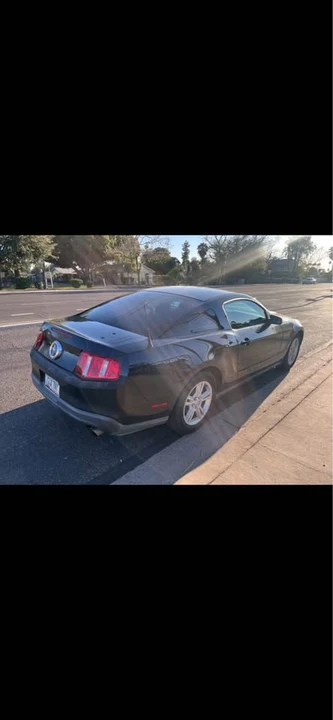 2012 Ford S197 Mustang - Image 4 of 12