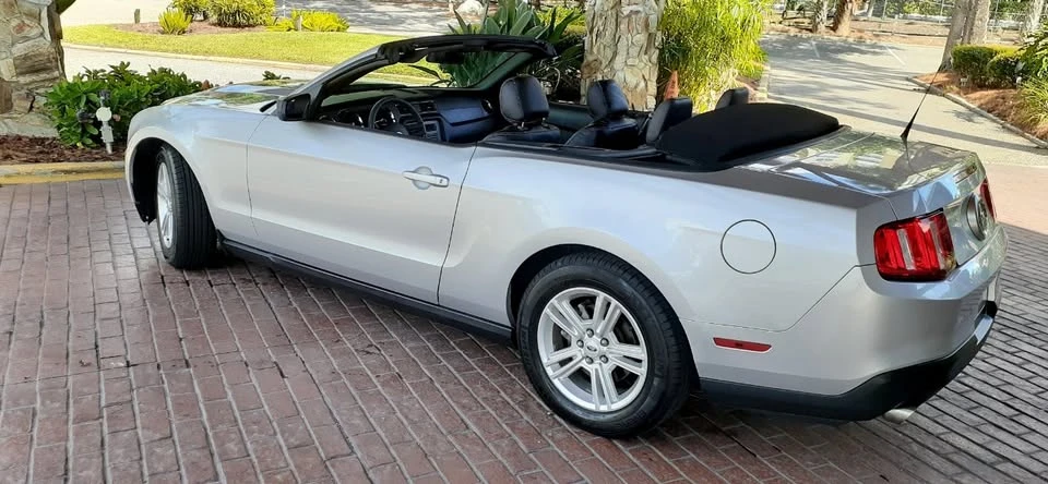 2012 Ford S197 Mustang - Image 9 of 19