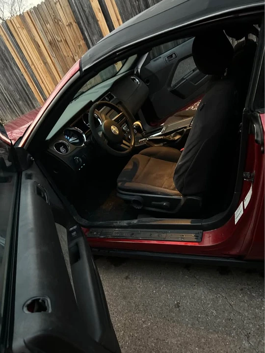 2012 Ford S197 Mustang - Image 5 of 7