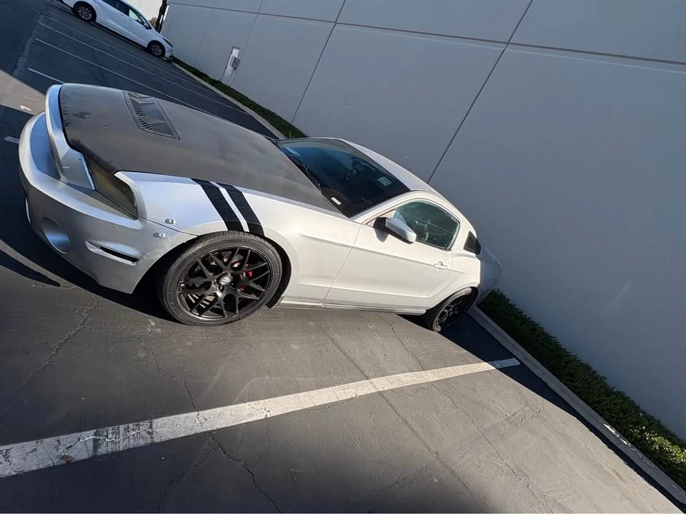 2012 Ford S197 Mustang - Image 6 of 11