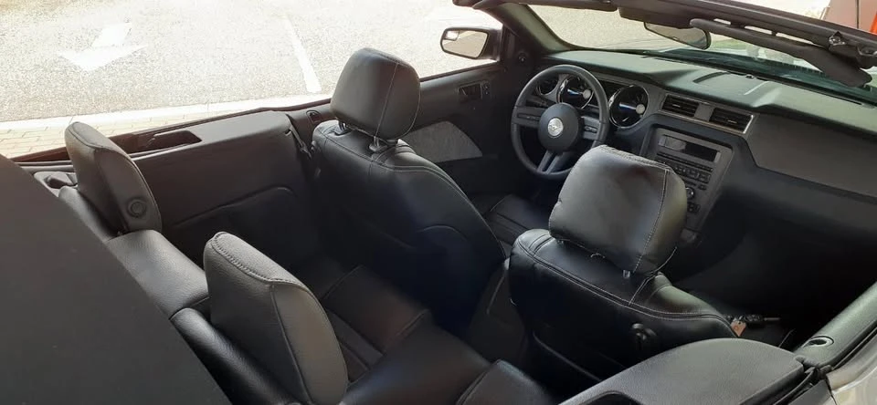 2012 Ford S197 Mustang - Image 14 of 19