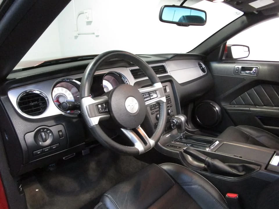 2012 Ford S197 Mustang - Image 11 of 12
