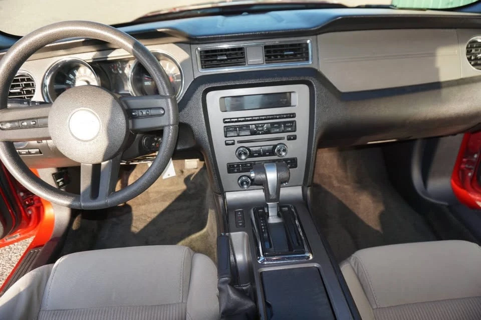 2012 Ford S197 Mustang - Image 14 of 20