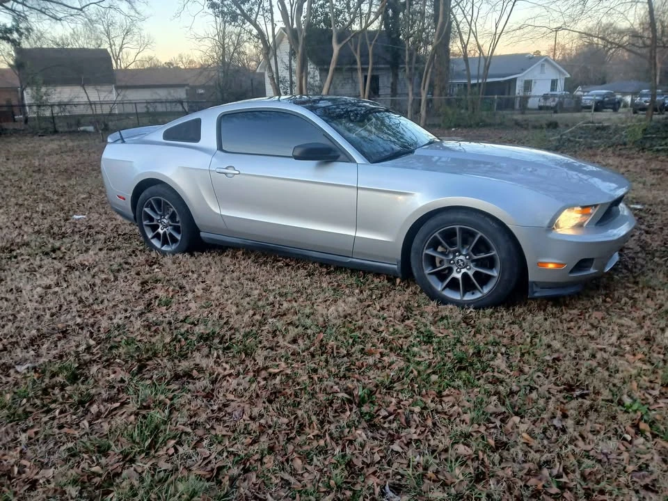 2012 Ford S197 Mustang - Image 6 of 19
