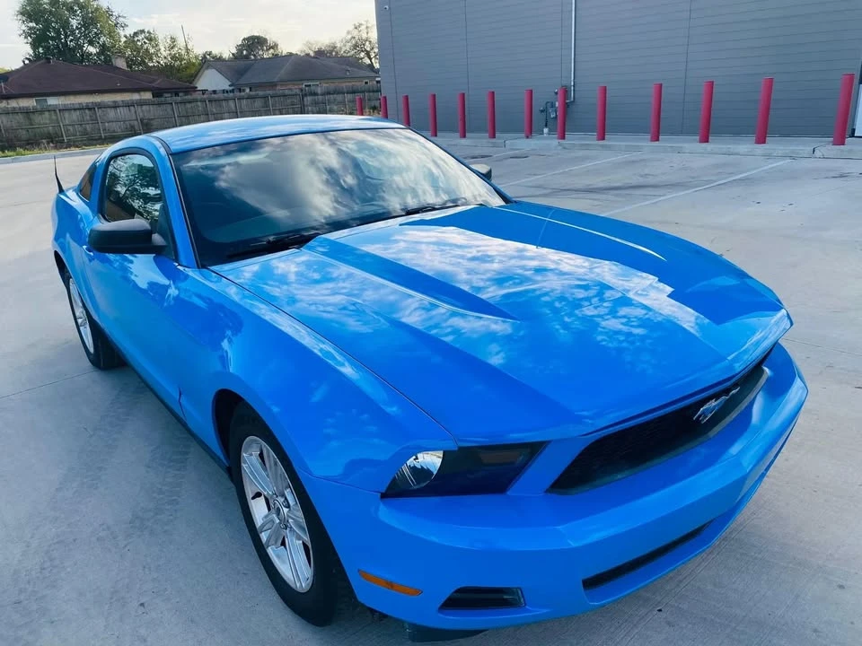 2012 Ford S197 Mustang - Image 2 of 9