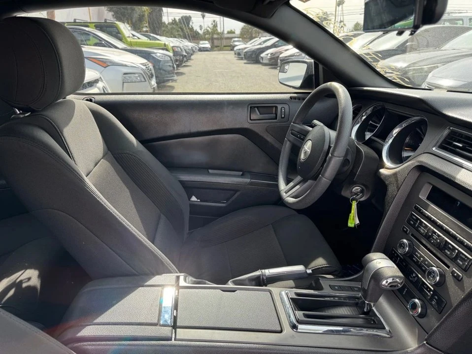 2012 Ford S197 Mustang - Image 10 of 11