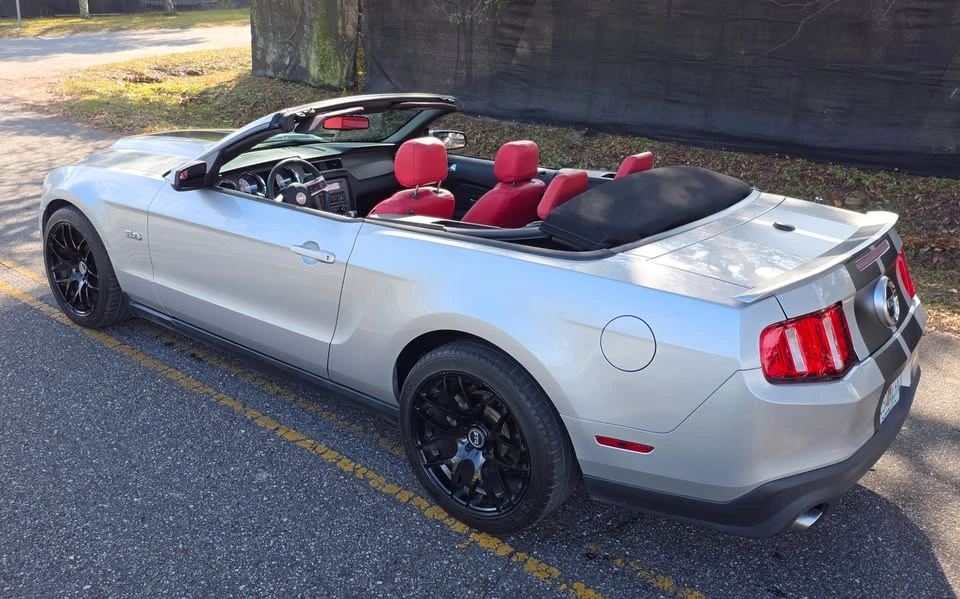 2012 Ford S197 Mustang - Image 10 of 19