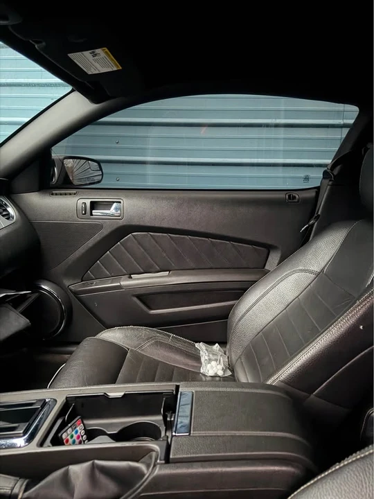2012 Ford S197 Mustang - Image 6 of 12