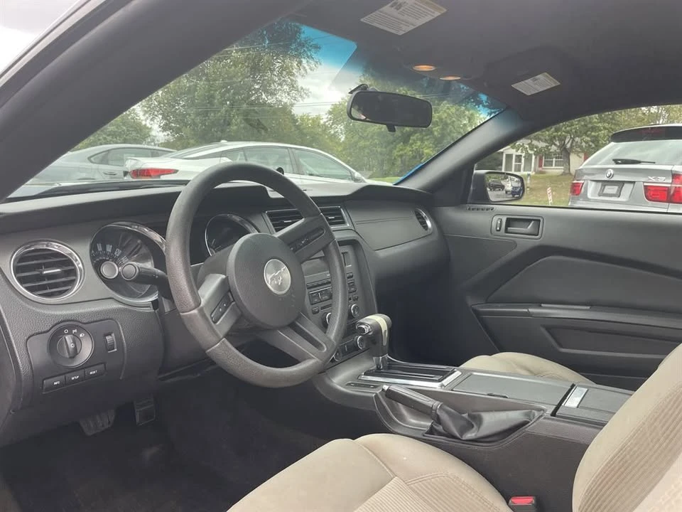2012 Ford S197 Mustang - Image 3 of 8