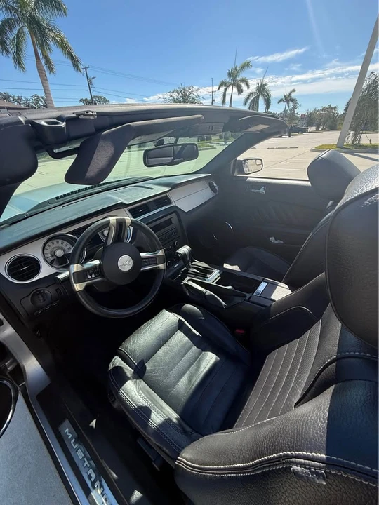 2012 Ford S197 Mustang - Image 12 of 18