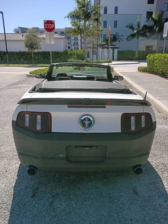 2012 Ford S197 Mustang - Image 5 of 15