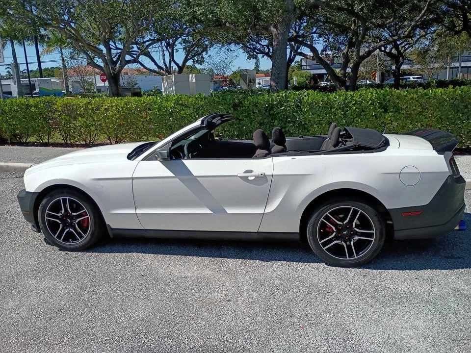 2012 Ford S197 Mustang - Image 3 of 15