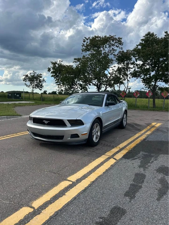 2012 Ford S197 Mustang - Image 2 of 15