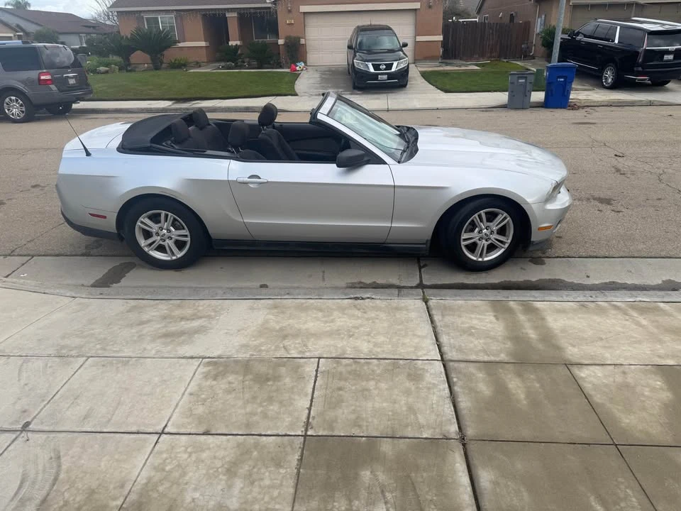 2012 Ford S197 Mustang - Image 3 of 10