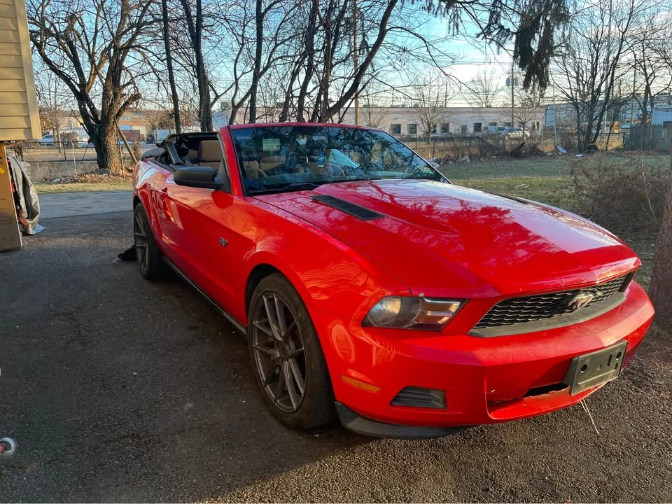 2012 Ford S197 Mustang - Image 2 of 19