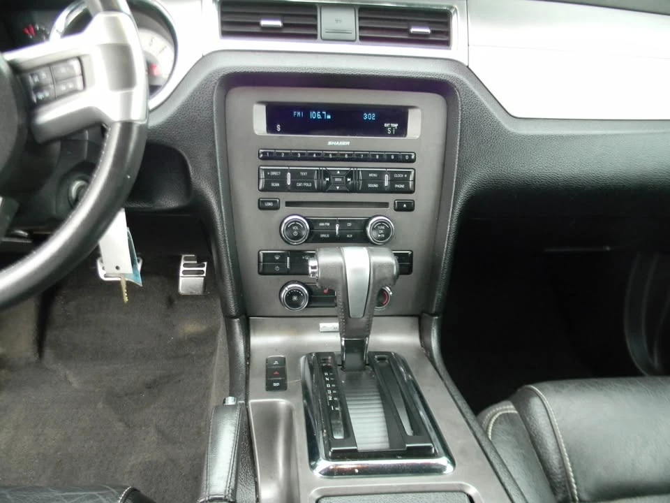 2012 Ford S197 Mustang - Image 5 of 10