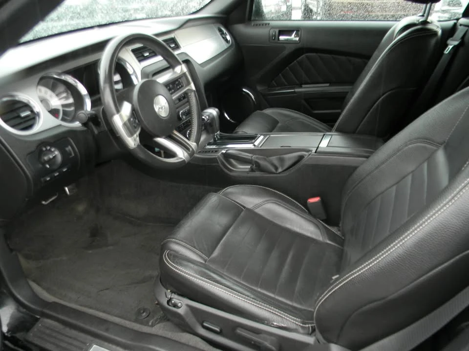 2012 Ford S197 Mustang - Image 7 of 10
