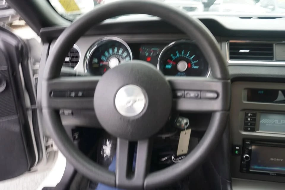 2012 Ford S197 Mustang - Image 13 of 20