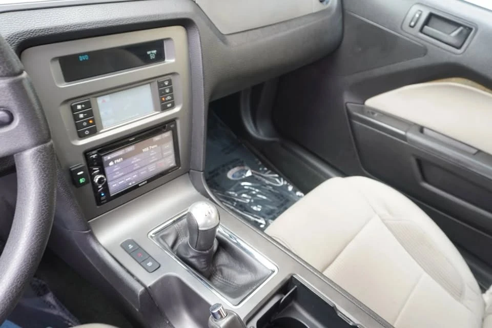 2012 Ford S197 Mustang - Image 19 of 20