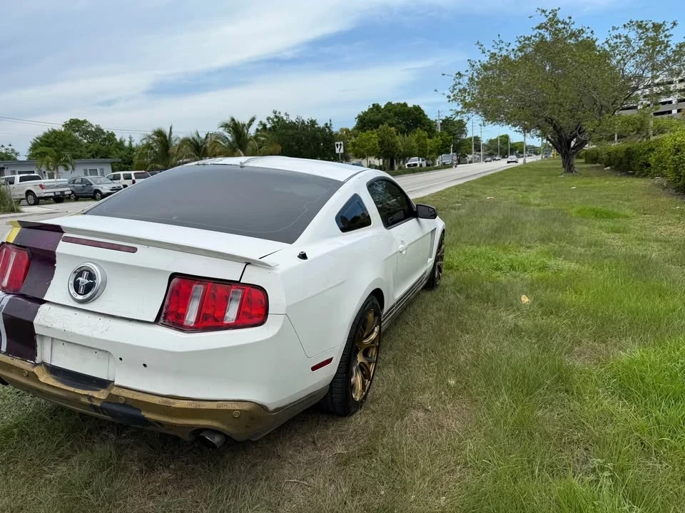 2012 Ford S197 Mustang - Image 6 of 19