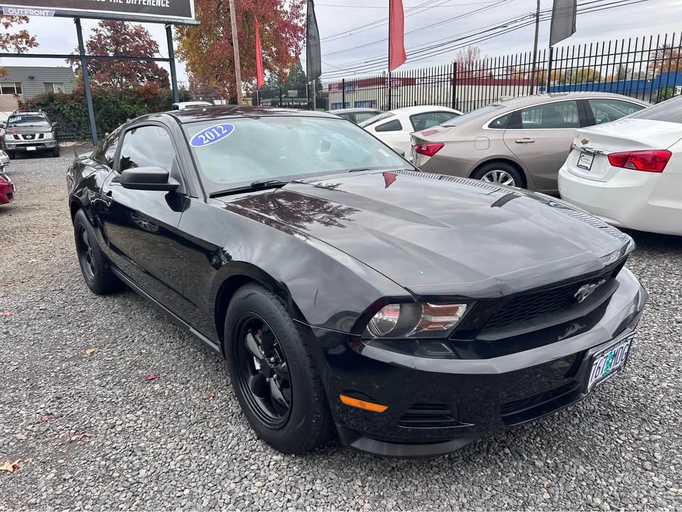 2012 Ford S197 Mustang - Image 2 of 7