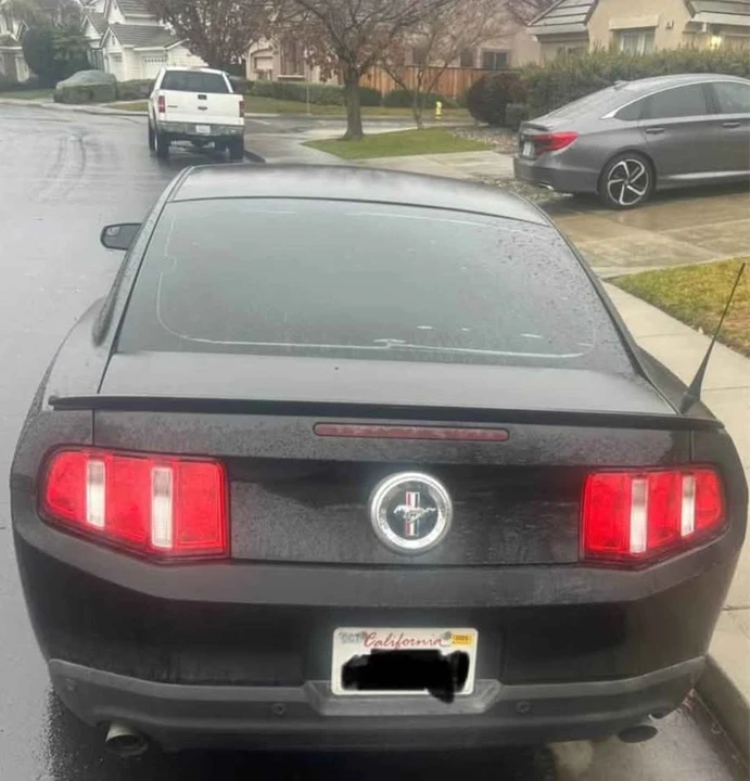 2012 Ford S197 Mustang - Image 4 of 6