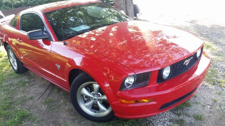 2012 Ford S197 Mustang - Image 2 of 3