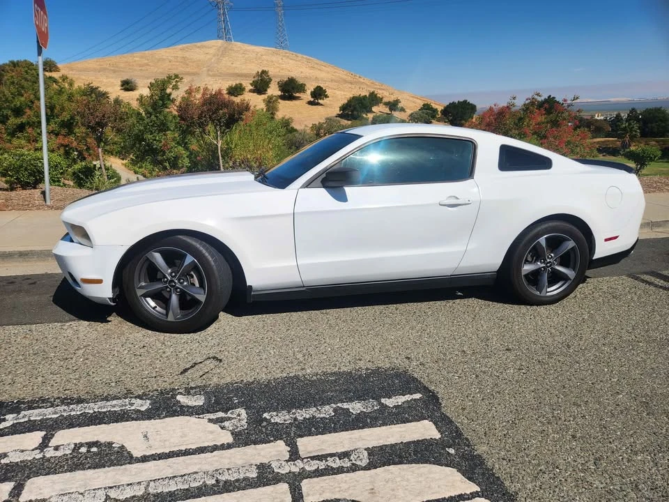 2012 Ford S197 Mustang - Image 3 of 6