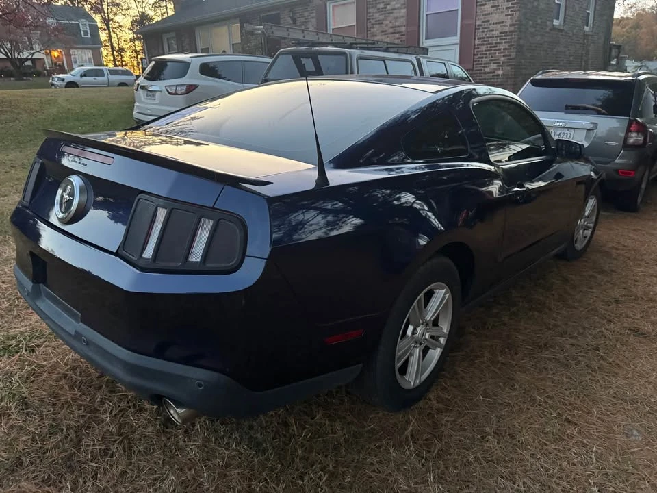 2012 Ford S197 Mustang - Image 2 of 6