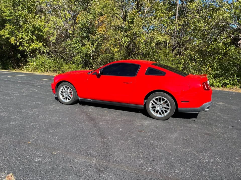 2012 Ford S197 Mustang - Image 12 of 13