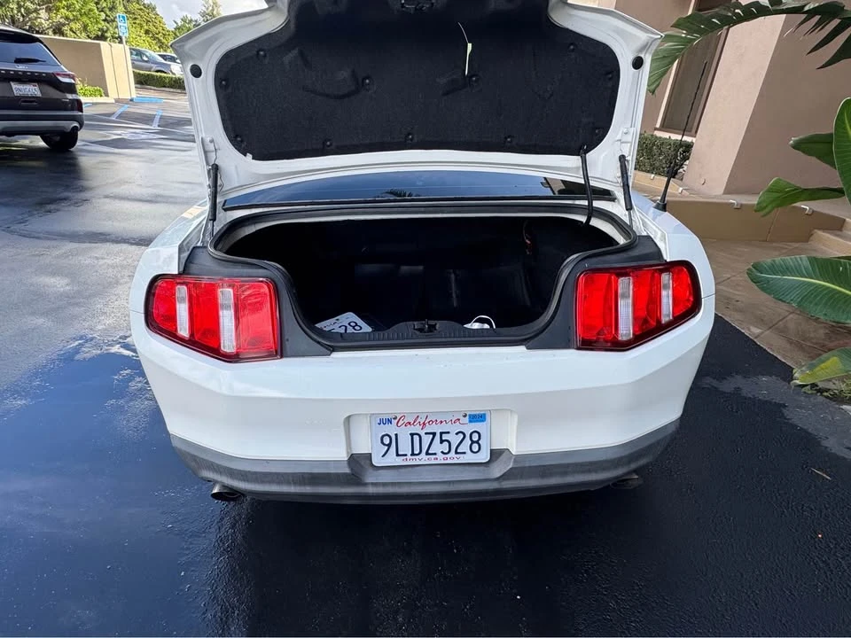 2012 Ford S197 Mustang - Image 9 of 19