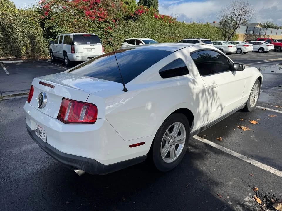 2012 Ford S197 Mustang - Image 4 of 19
