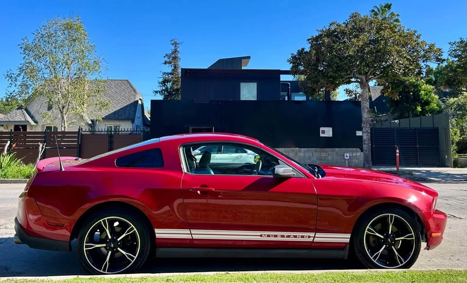 2012 Ford S197 Mustang - Image 6 of 9