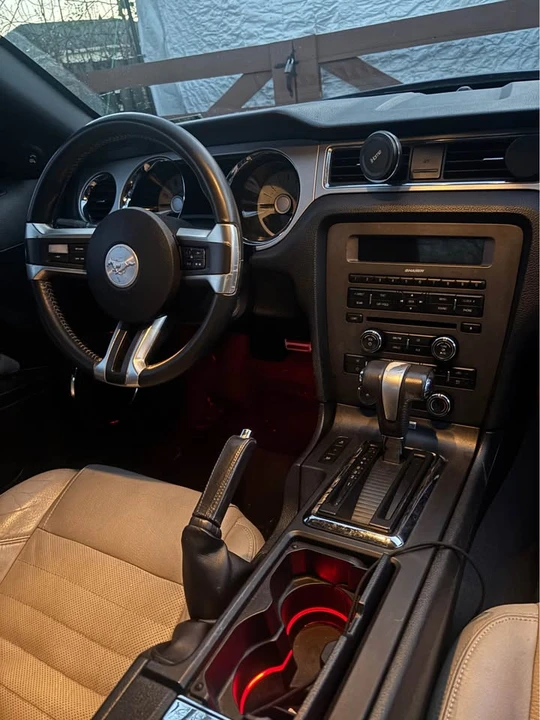 2012 Ford S197 Mustang - Image 7 of 8