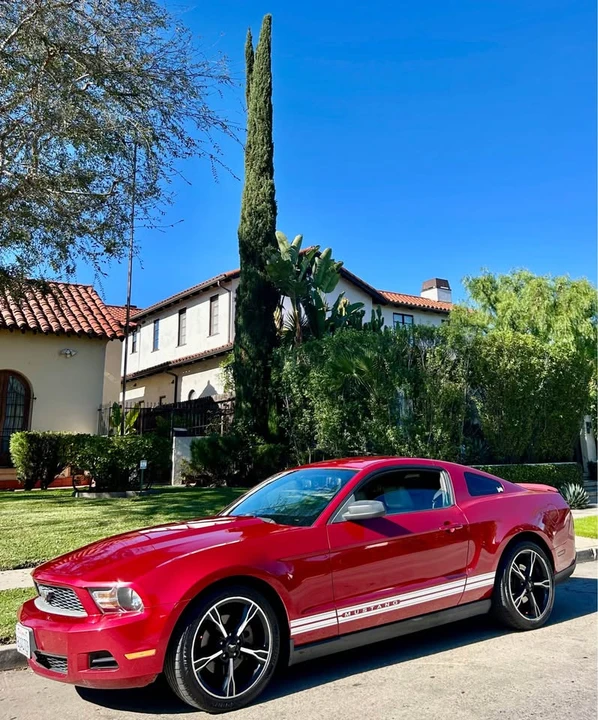 2012 Ford S197 Mustang - Image 2 of 9