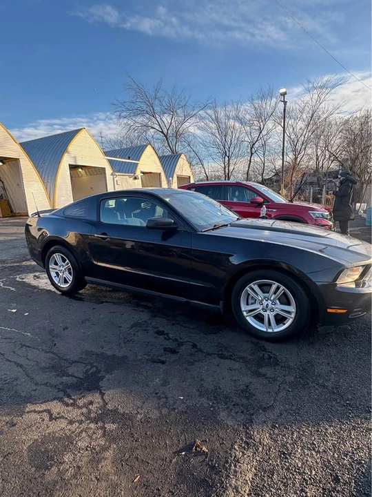 2012 Ford S197 Mustang - Image 2 of 10
