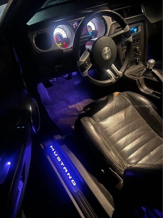 2012 Ford S197 Mustang - Image 10 of 19