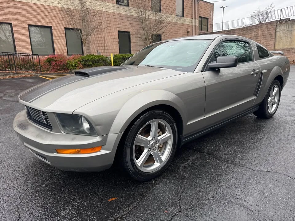 2012 Ford S197 Mustang - Image 2 of 11