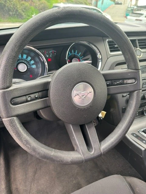 2012 Ford S197 Mustang - Image 9 of 14