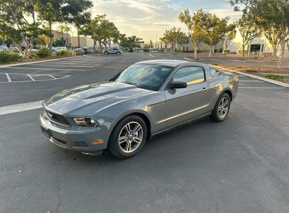 2012 Ford S197 Mustang - Image 2 of 5